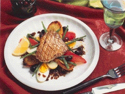 Tuna Nicoise with Balsamic Dressing